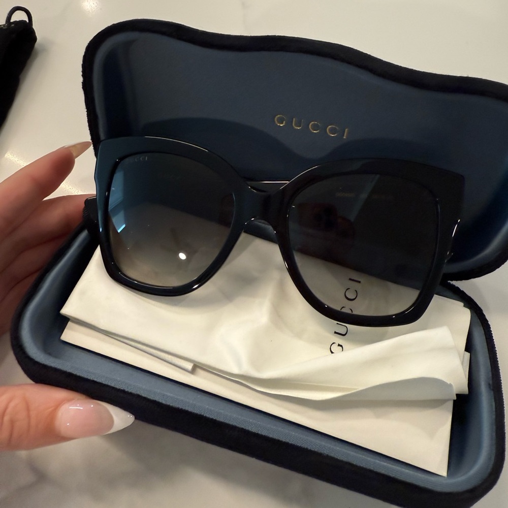 Gucci Black Women's Sunglasses